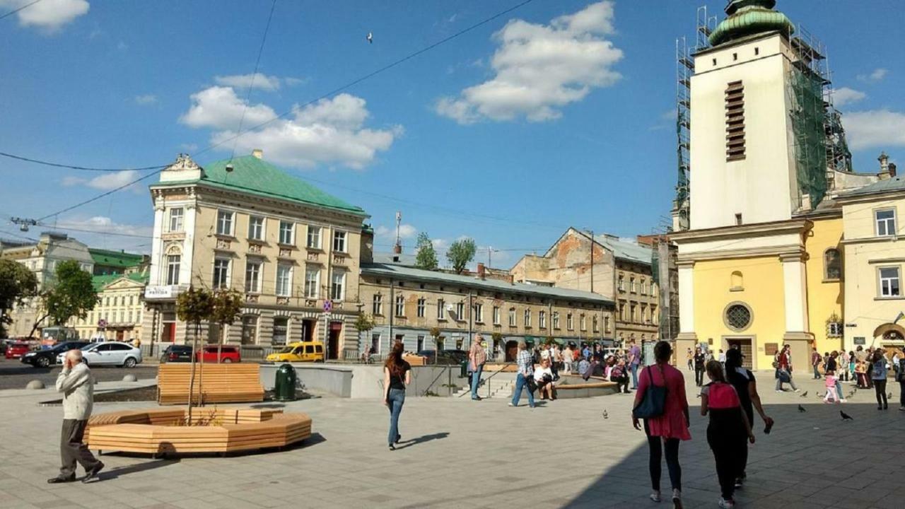 Mini Smart Apartments In The Central Part Of Lviv Ngoại thất bức ảnh